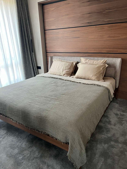 BED COVER / BLANKET MUSELIN IN OLIVE GREY